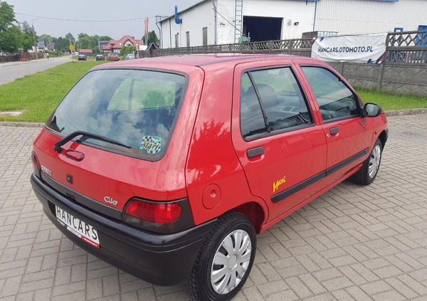 Renault Clio cena 7500 przebieg: 105000, rok produkcji 1998 z Bydgoszcz małe 562